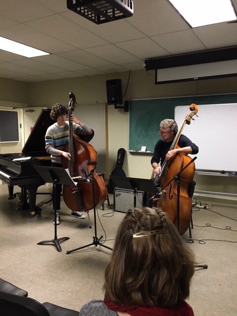 Faculty Chuck Deardorf performing